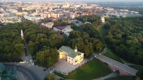 Олег Степанович из Рязани (Центральный федеральный округ): контракт на через Нижневартовск